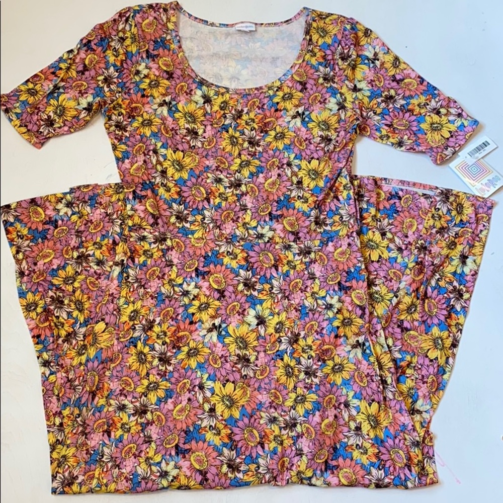 Ana LuLaRoe